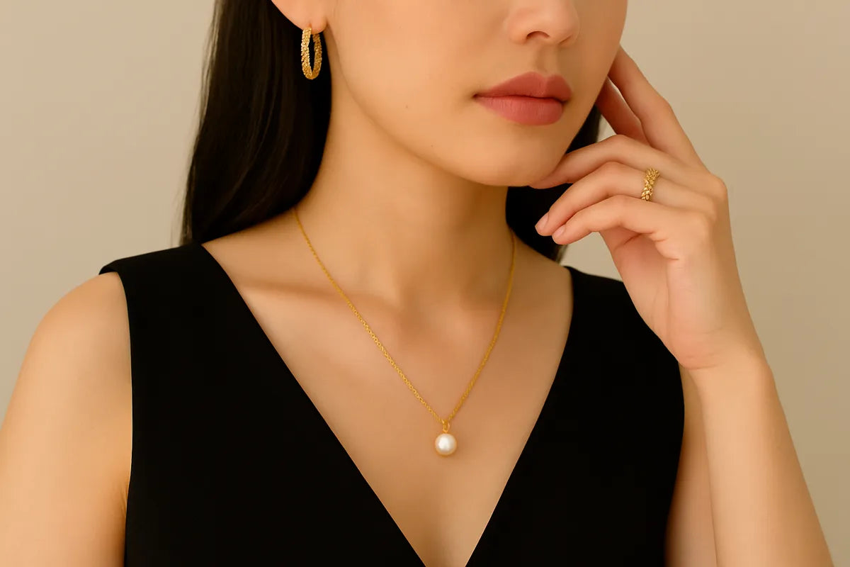 How to Wear Jewelry to Look Classy?