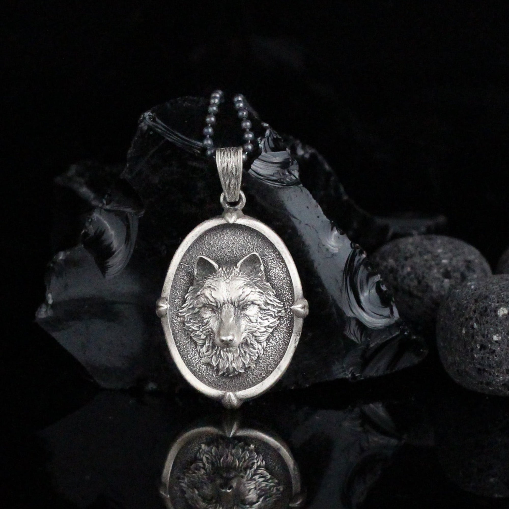 Silver Wolf Pendant Necklace